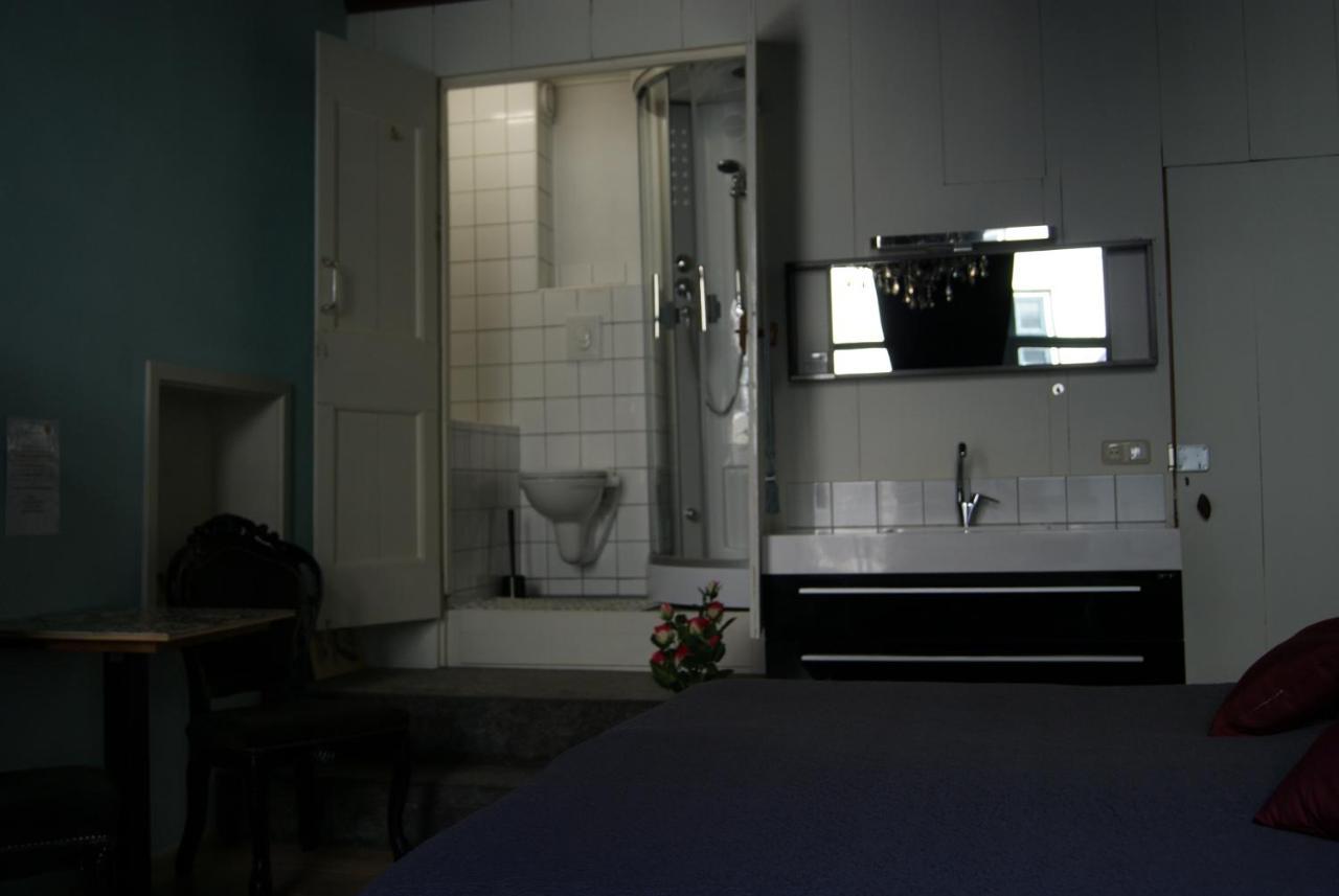 Bed and Breakfast De Zevenster "Gevestigd Aan De Winkelstraat" Кампен Экстерьер фото